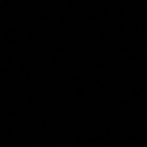 Meet your Posher, Kloe - Picture 1 of 1